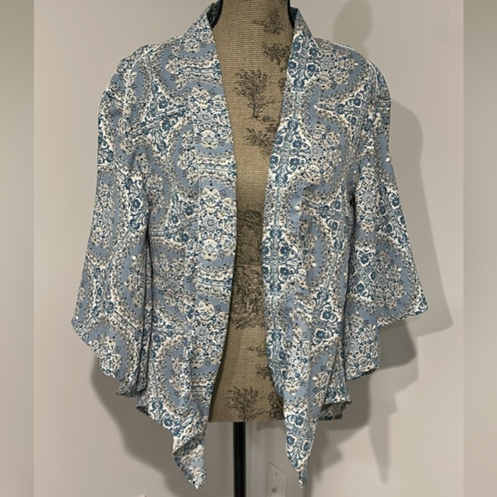 Japna Blue and White Women's Kimono Cardigan